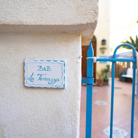 Maison Artista Πανσιόν 3*